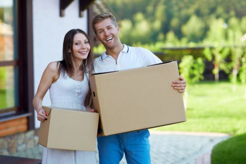 Reliable Man And Van Kingsbury service focused on safe relocation
