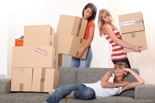 Removal truck hire for flats and homes with parking challenges in Kingsbury